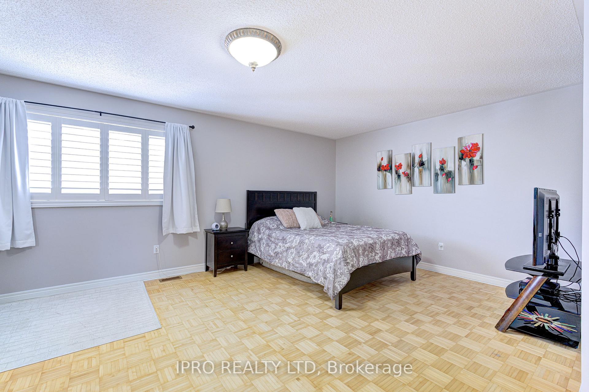 Photo 9 of 21 Trailview Lane, Caledon, Bolton West — HOMEH