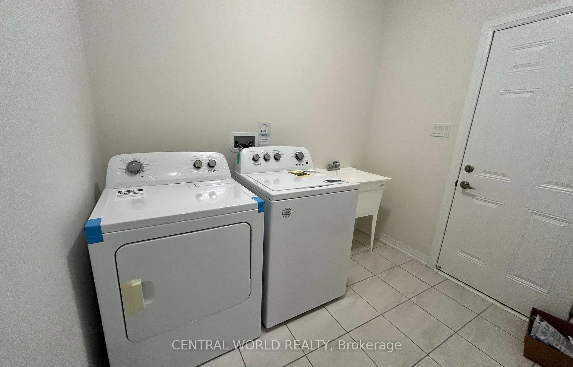 Photo 6 of 70 Carneros Way, Markham, Cedar Grove — HOMEH