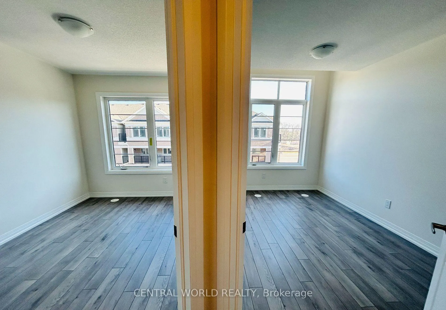 Photo 10 of 70 Carneros Way, Markham, Cedar Grove — HOMEH