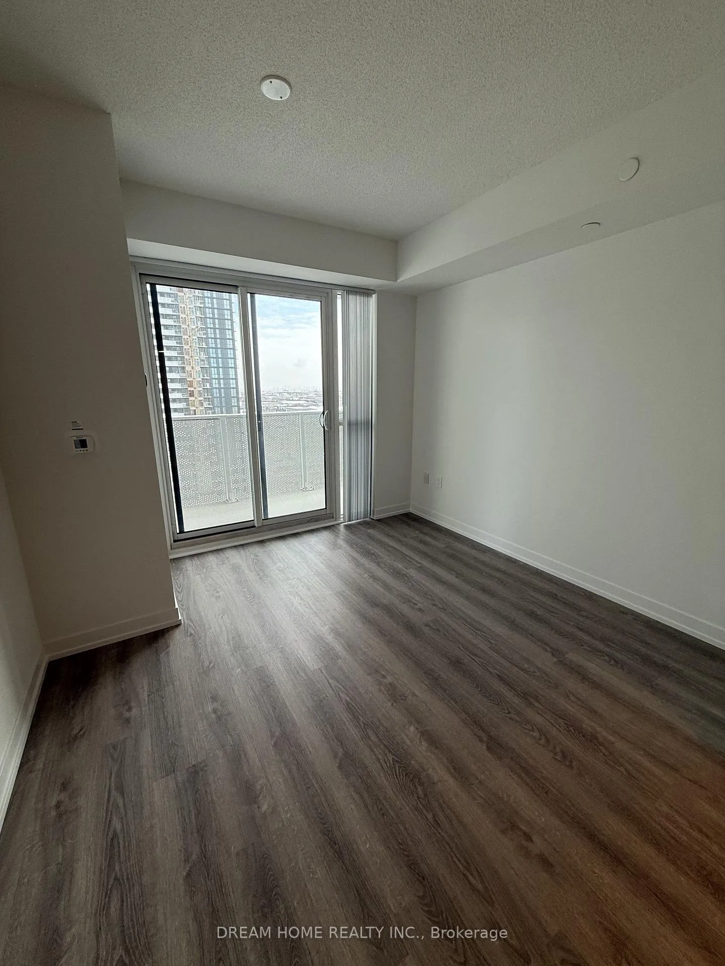 Photo 3 of Unit 1816, 195 Commerce Street, Vaughan, Vaughan Corporate Centre — HOMEH