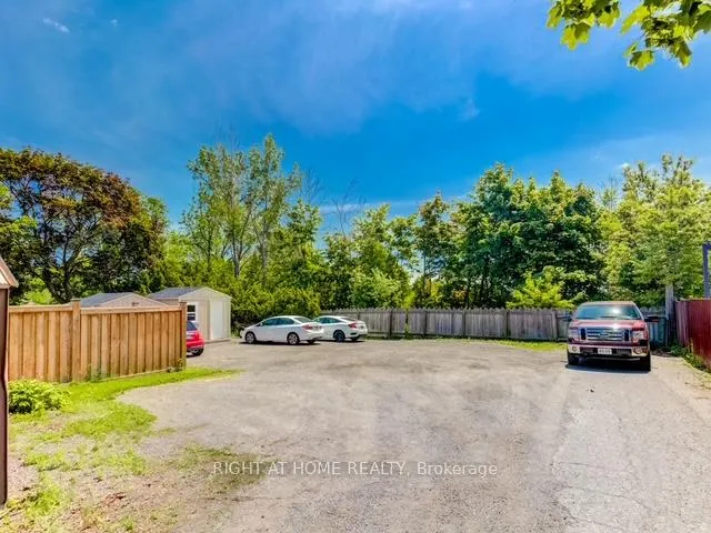 Photo 20 of 79 Queen Street, Clarington, Bowmanville — HOMEH