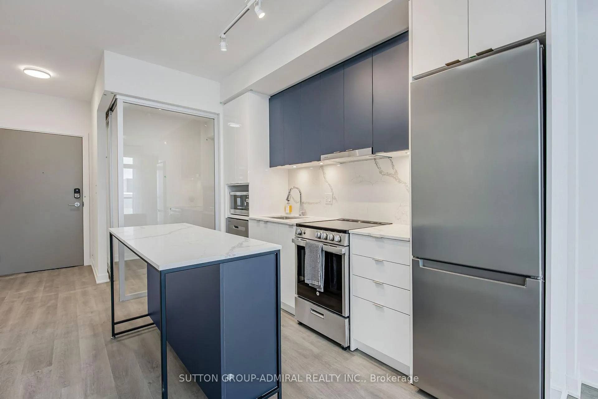 Photo 5 of Unit 3408, 30 Upper Mall Way, Vaughan, Brownridge — HOMEH
