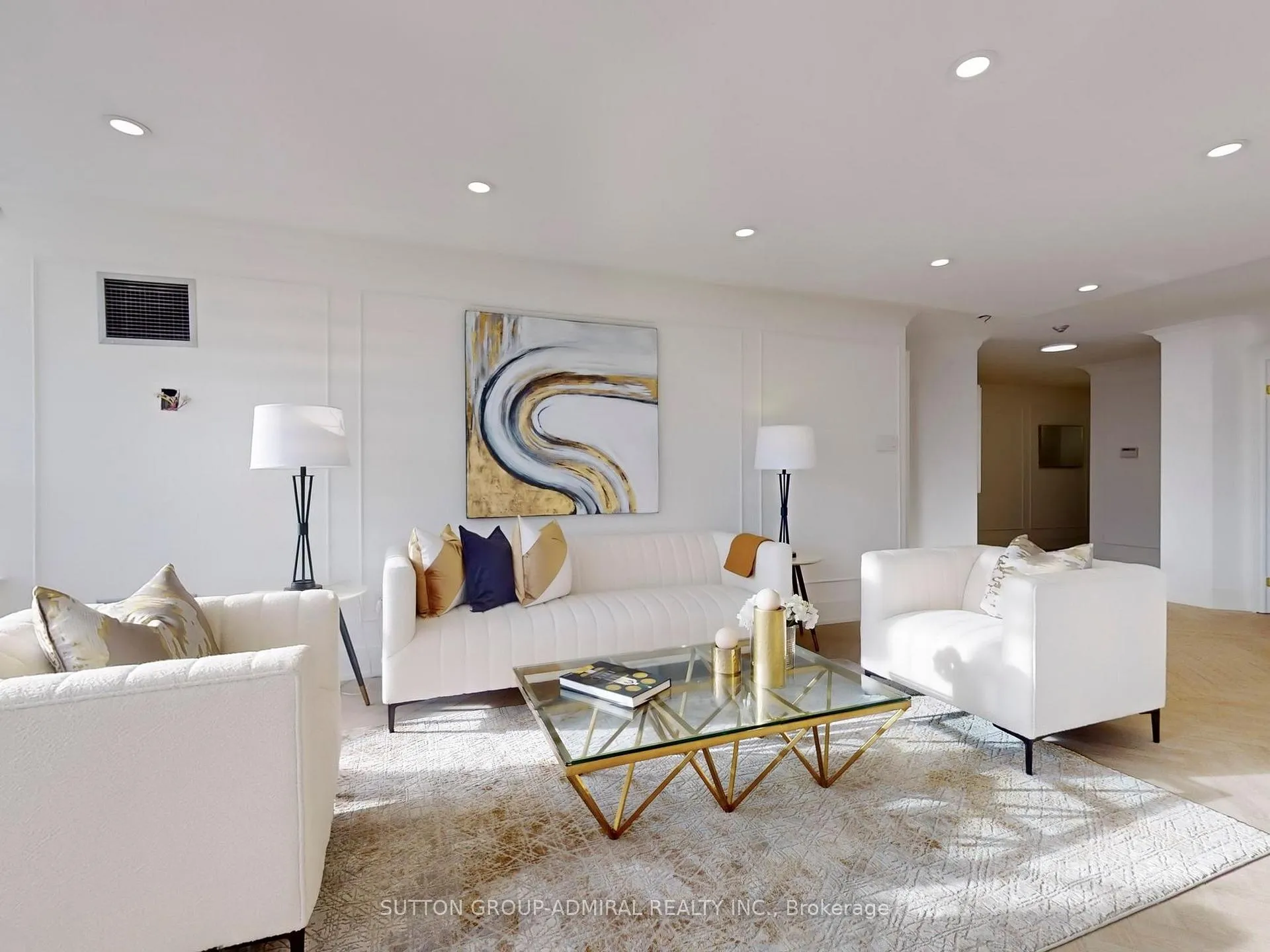 Photo 5 of Unit 513, 7 Townsgate Drive, Vaughan, Crestwood-Springfarm-Yorkhill — HOMEH