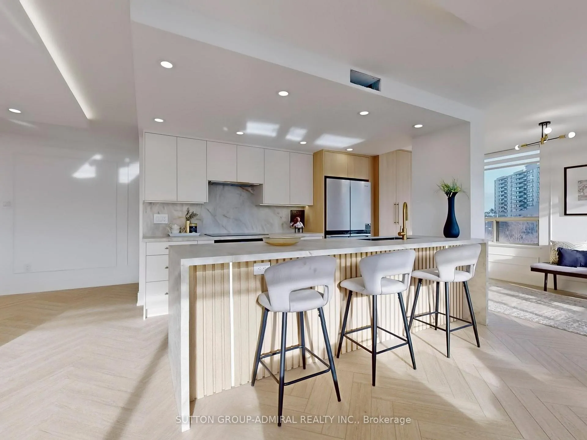 Photo 10 of Unit 513, 7 Townsgate Drive, Vaughan, Crestwood-Springfarm-Yorkhill — HOMEH
