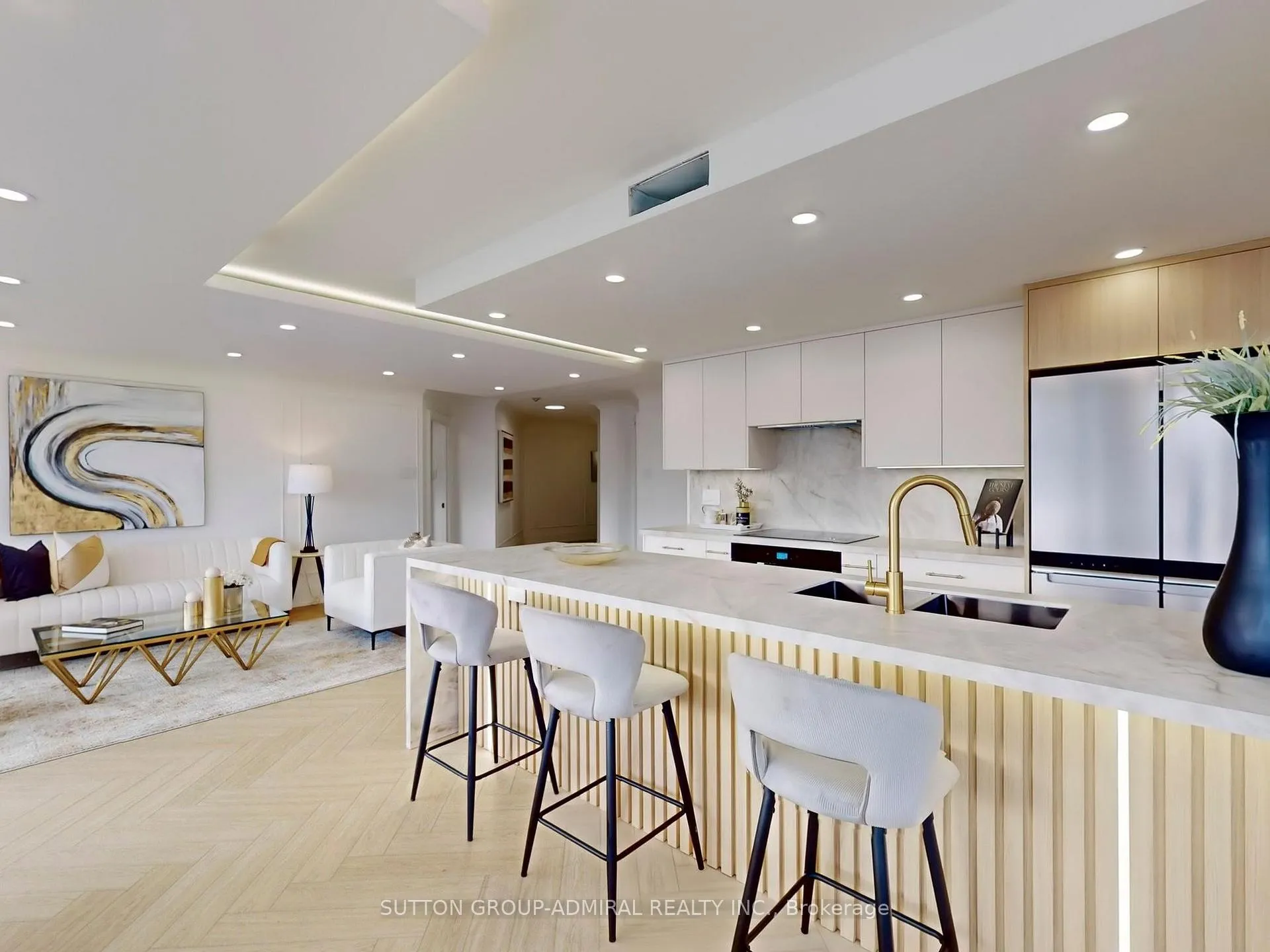 Photo 11 of Unit 513, 7 Townsgate Drive, Vaughan, Crestwood-Springfarm-Yorkhill — HOMEH
