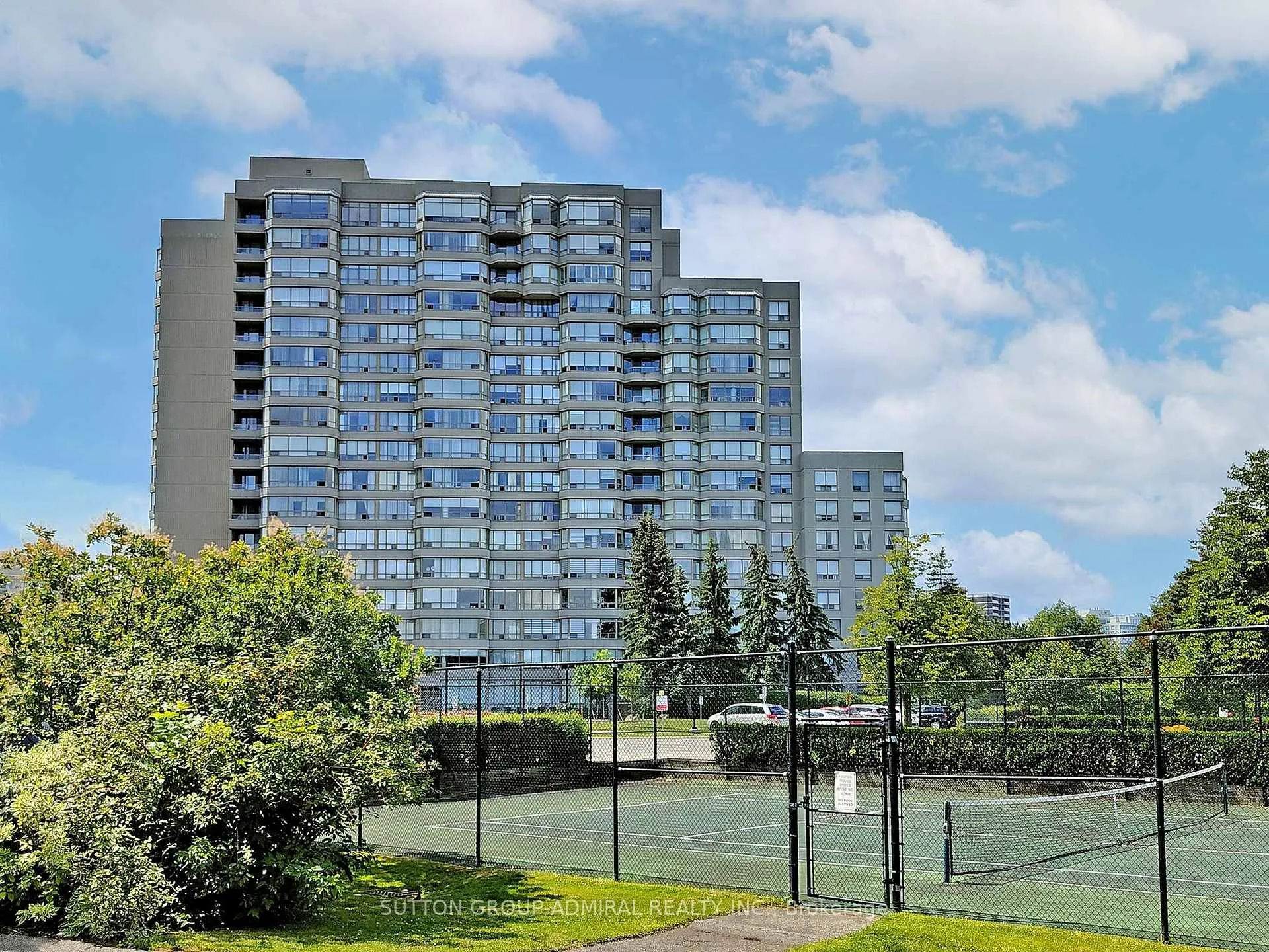 Photo 37 of Unit 513, 7 Townsgate Drive, Vaughan, Crestwood-Springfarm-Yorkhill — HOMEH