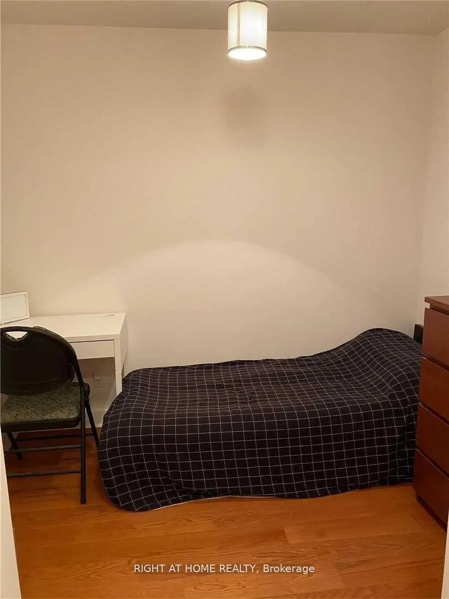 Photo 8 of Unit 1005, 320 Richmond Street E, Toronto, Moss Park — HOMEH