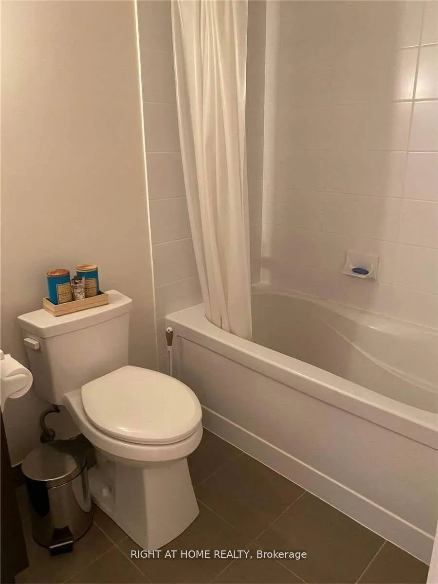 Photo 11 of Unit 1005, 320 Richmond Street E, Toronto, Moss Park — HOMEH