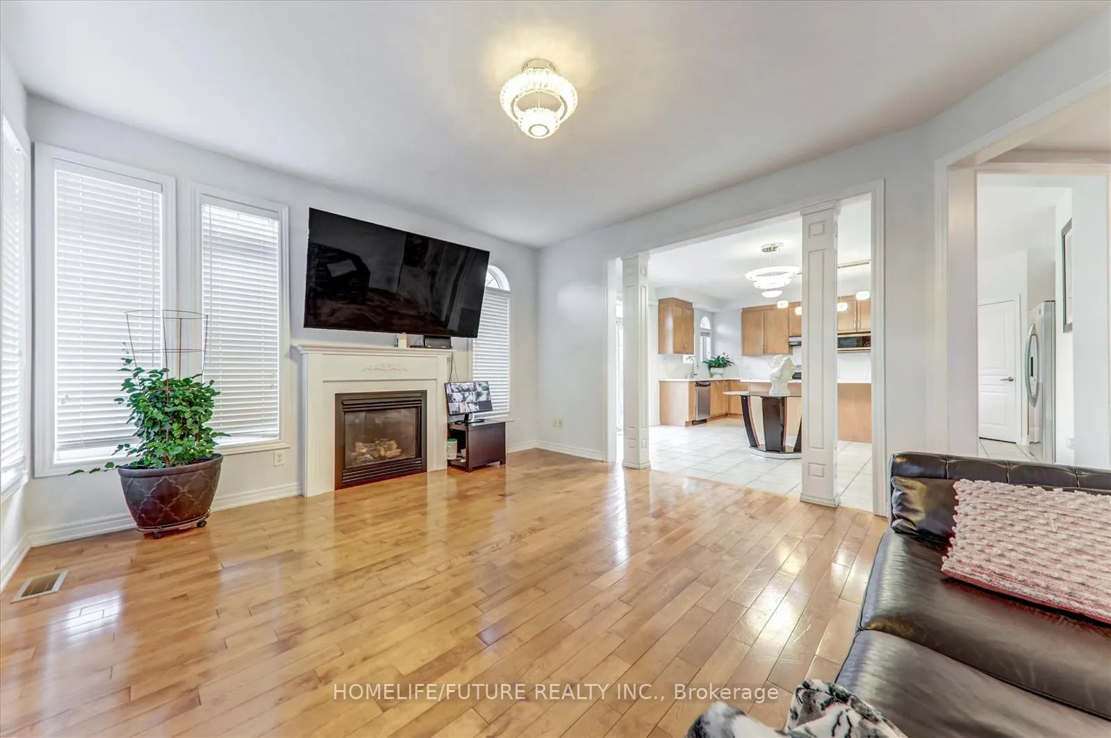 Photo 17 of 149 Stonechurch Crescent, Markham, Box Grove — HOMEH