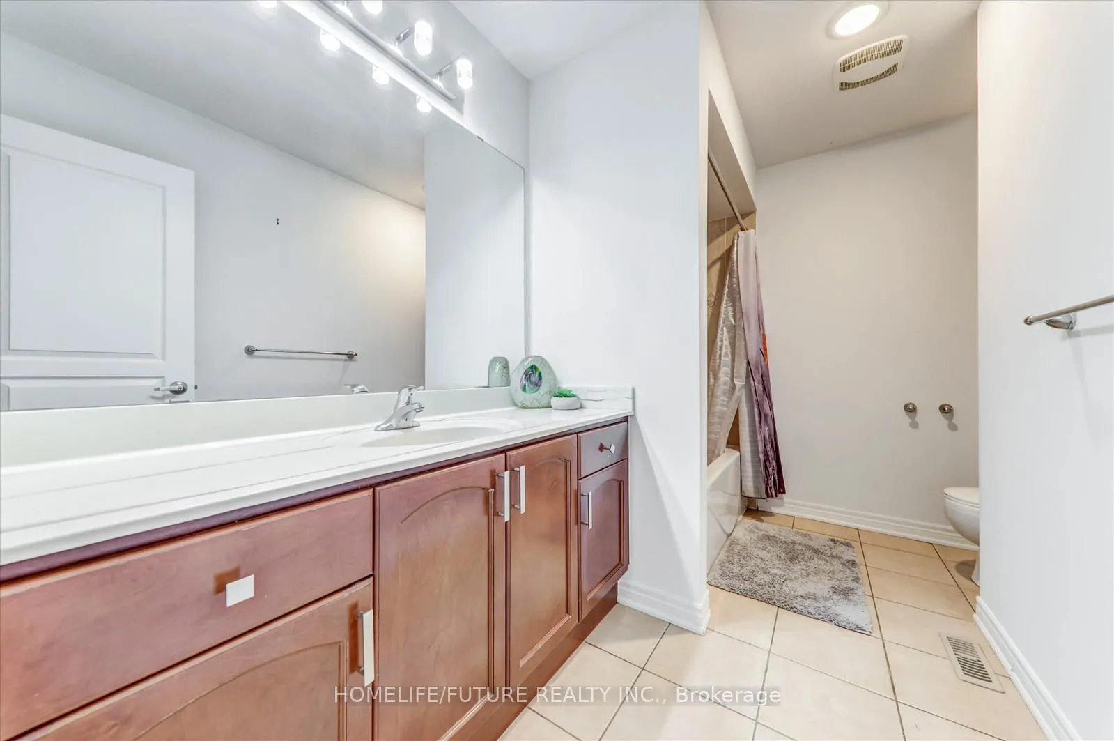 Photo 33 of 149 Stonechurch Crescent, Markham, Box Grove — HOMEH