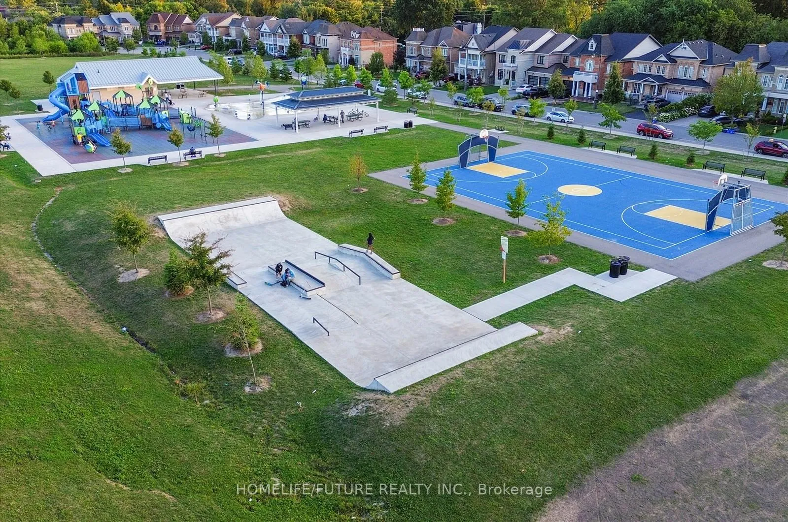 Photo 41 of 149 Stonechurch Crescent, Markham, Box Grove — HOMEH