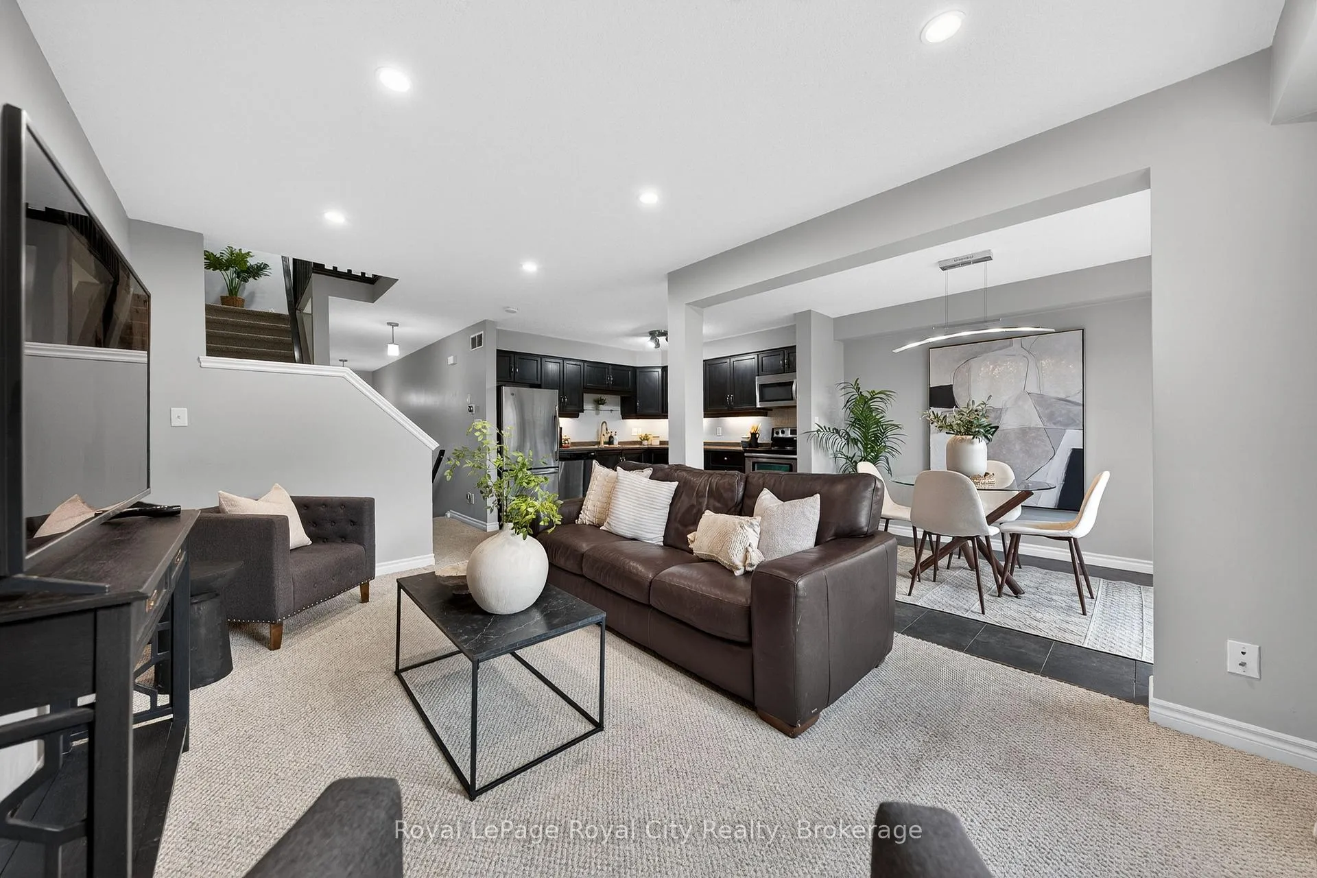 Photo 5 of 102 Edwards Street, Guelph, Grange Road — HOMEH