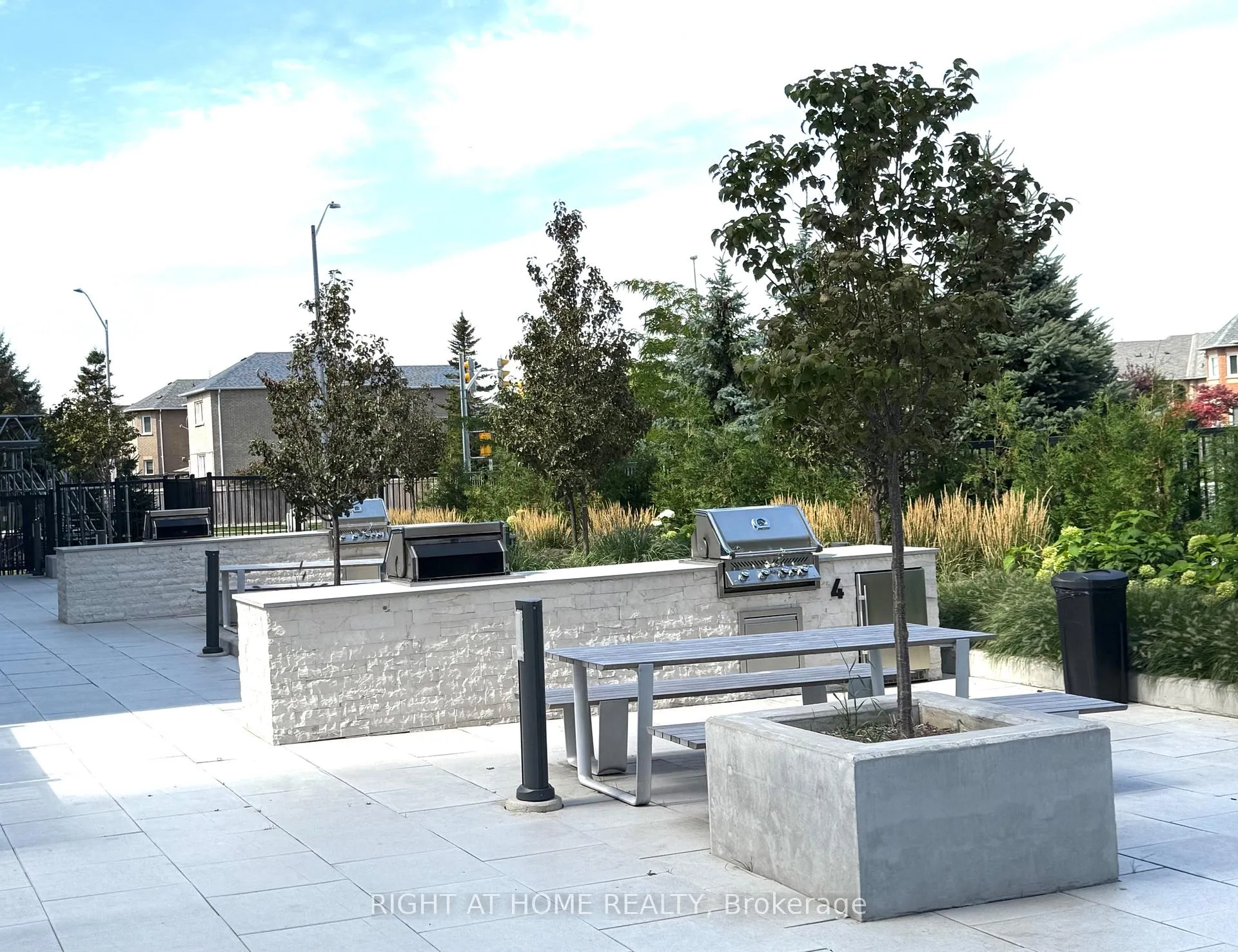 Photo 28 of Unit 514, 10 Gatineau Drive, Vaughan, Beverley Glen — HOMEH