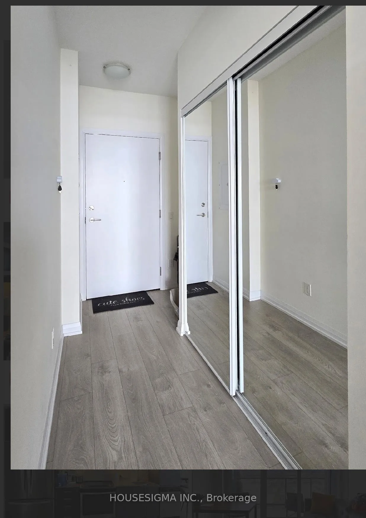 Photo 3 of Unit 2018, 7895 Jane Street, Vaughan, Concord — HOMEH