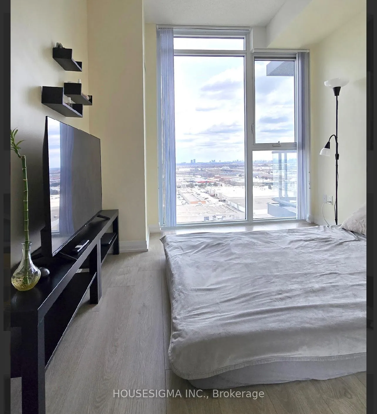 Photo 12 of Unit 2018, 7895 Jane Street, Vaughan, Concord — HOMEH