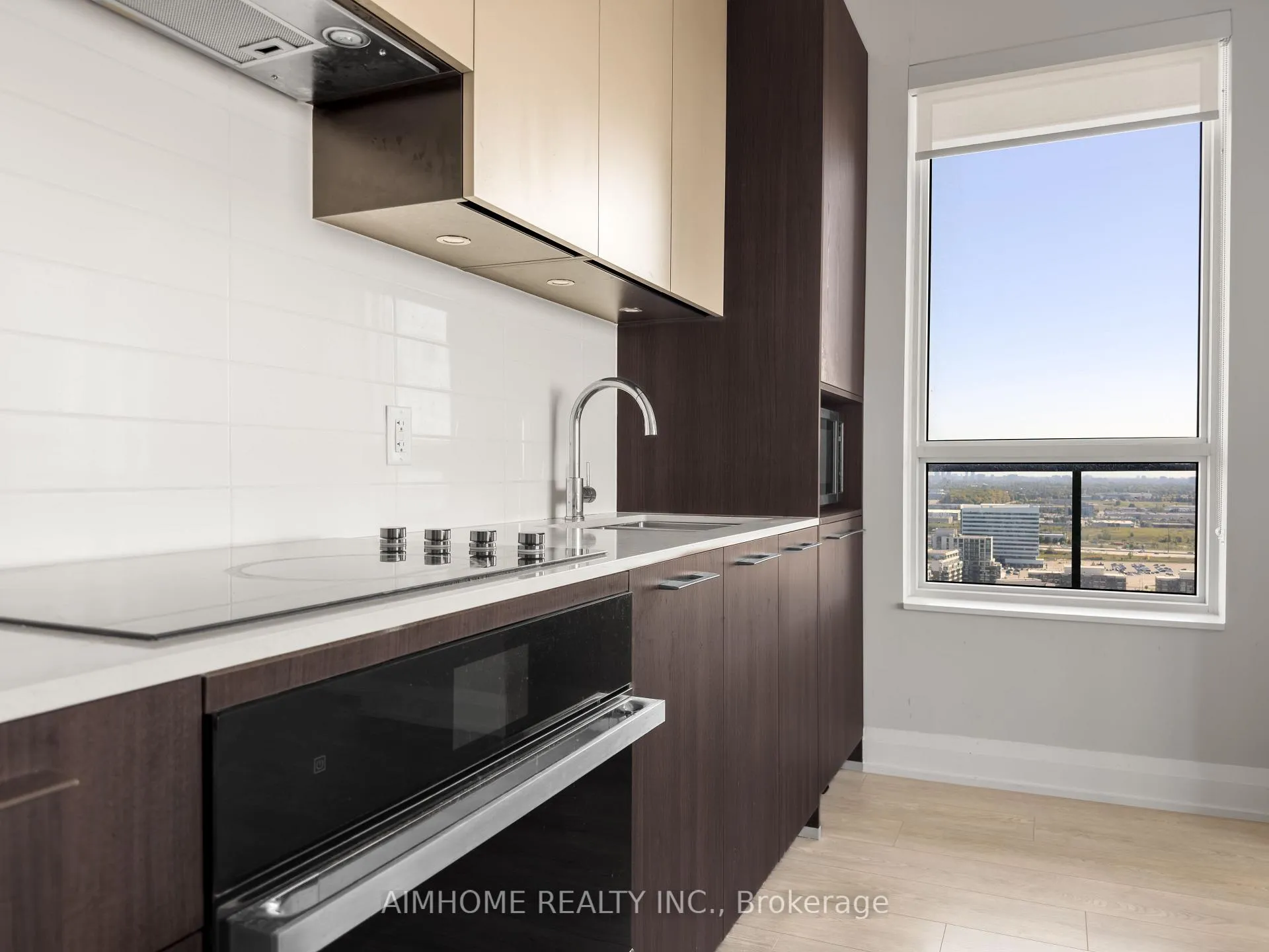 Photo 7 of Unit 3605, 18 Water Walk Drive, Markham, Unionville — HOMEH