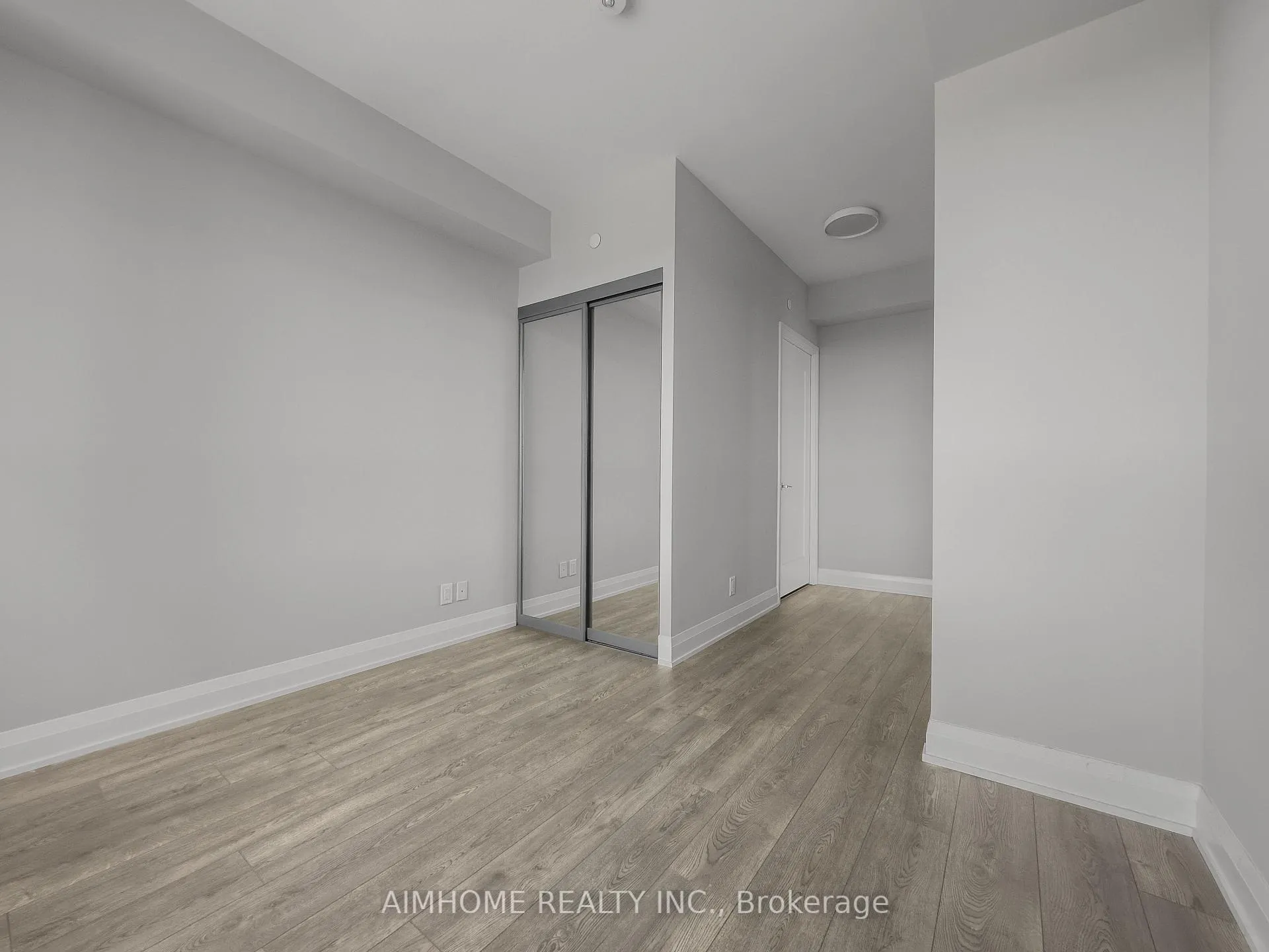 Photo 13 of Unit 3605, 18 Water Walk Drive, Markham, Unionville — HOMEH