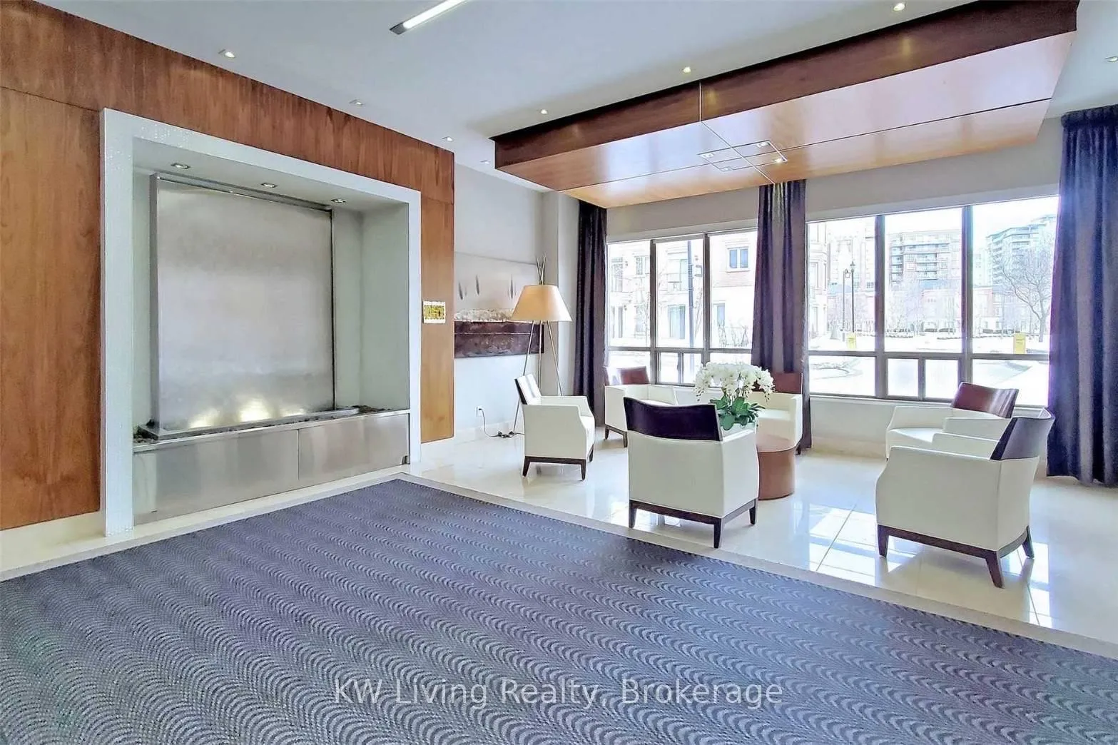Photo 3 of Unit 115, 37 Galleria Parkway, Markham, Commerce Valley — HOMEH