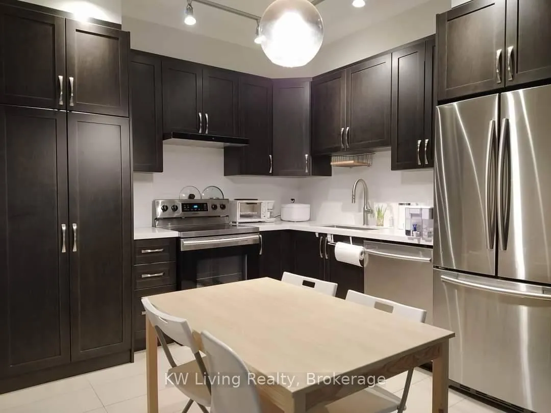 Photo 7 of Unit 115, 37 Galleria Parkway, Markham, Commerce Valley — HOMEH