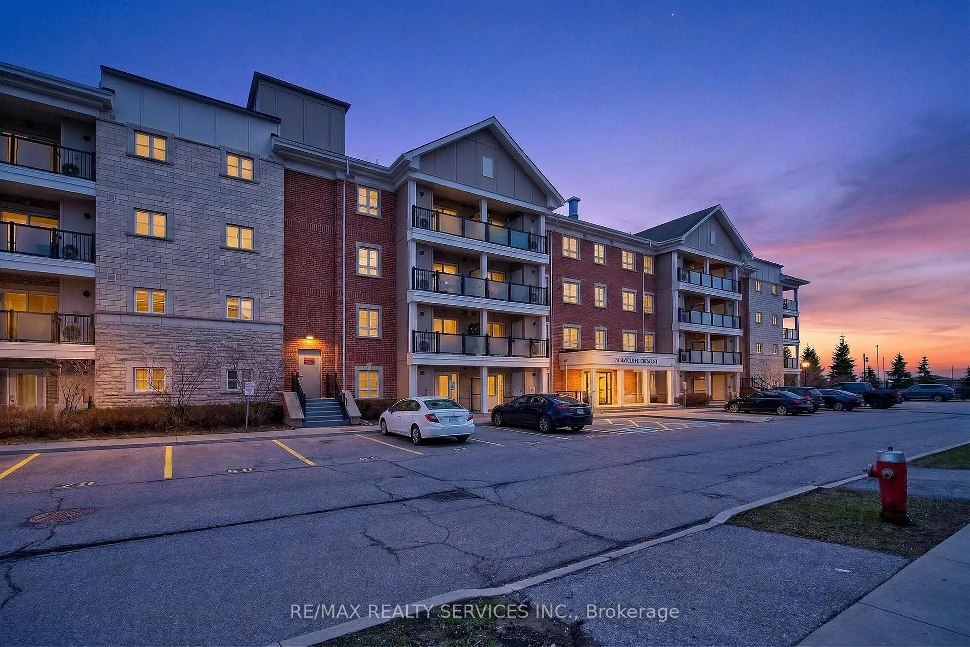 Photo 4 of Unit 301, 70 Baycliffe Crescent, Brampton, Northwest Brampton — HOMEH