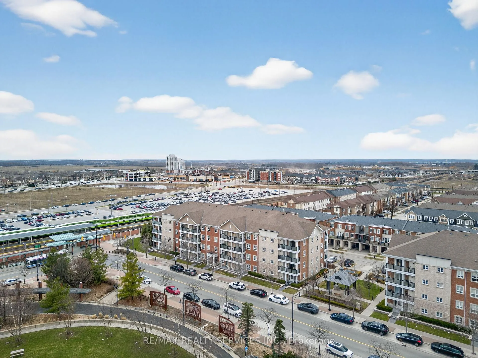 Photo 15 of Unit 301, 70 Baycliffe Crescent, Brampton, Northwest Brampton — HOMEH