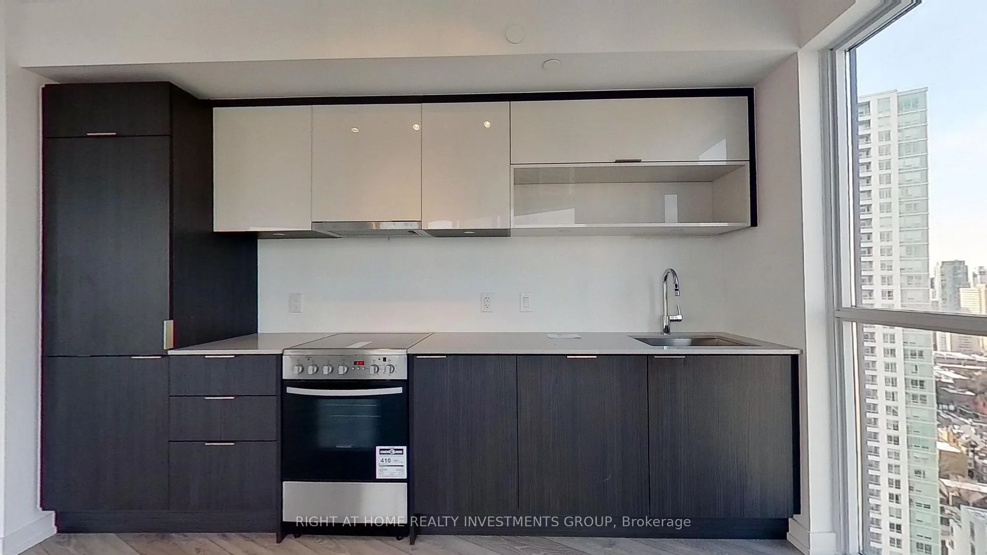 Photo 5 of Unit 2803, 159 Wellesley Street E, Toronto, Cabbagetown-South St. James Town — HOMEH