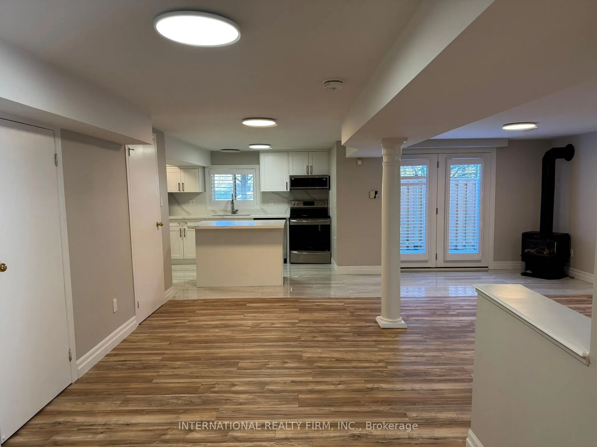 Photo 8 of Unit Bsmnt, 114 Crawford Rose Drive, Aurora, Aurora Heights — HOMEH