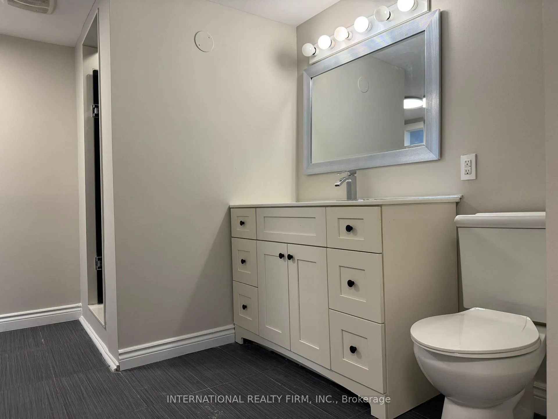 Photo 13 of Unit Bsmnt, 114 Crawford Rose Drive, Aurora, Aurora Heights — HOMEH