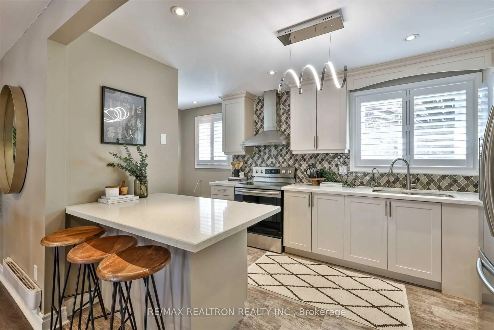 Photo 14 of Unit 7, 115 Henderson Avenue, Markham, Thornhill — HOMEH