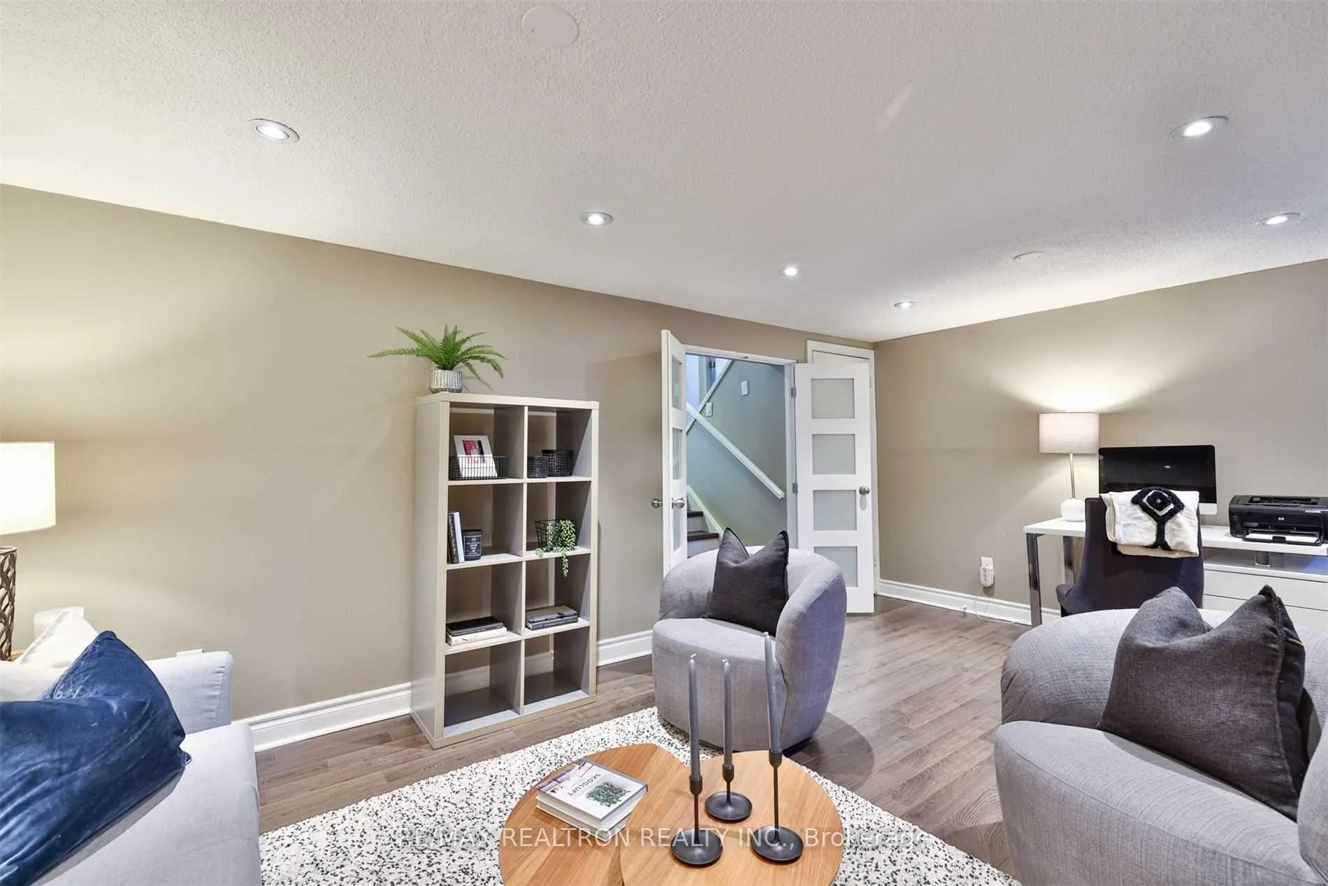 Photo 23 of Unit 7, 115 Henderson Avenue, Markham, Thornhill — HOMEH