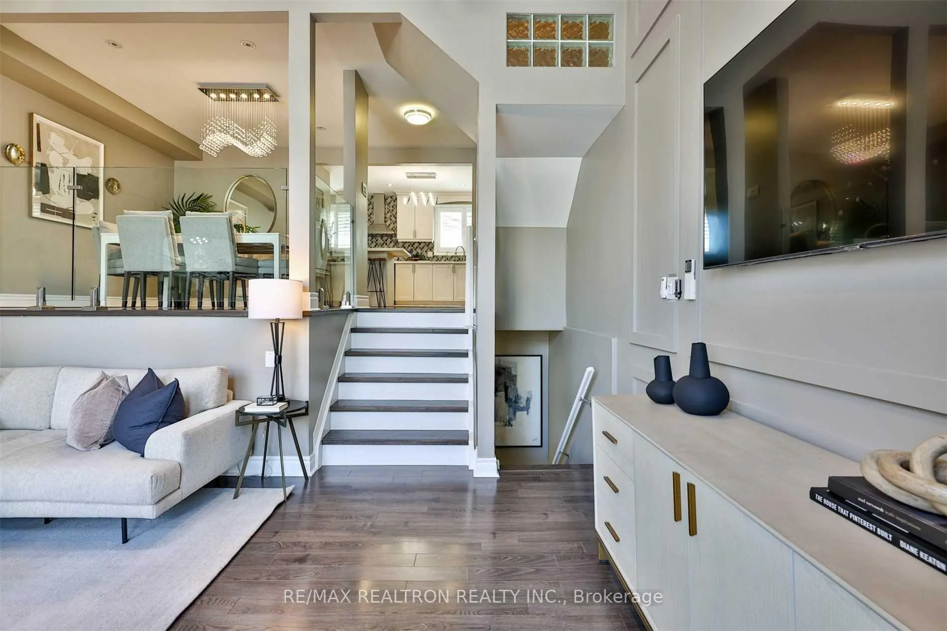 Photo 24 of Unit 7, 115 Henderson Avenue, Markham, Thornhill — HOMEH