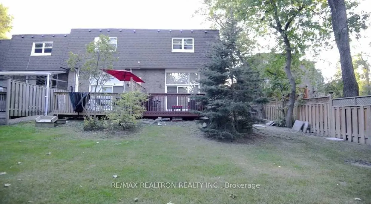 Photo 36 of Unit 7, 115 Henderson Avenue, Markham, Thornhill — HOMEH