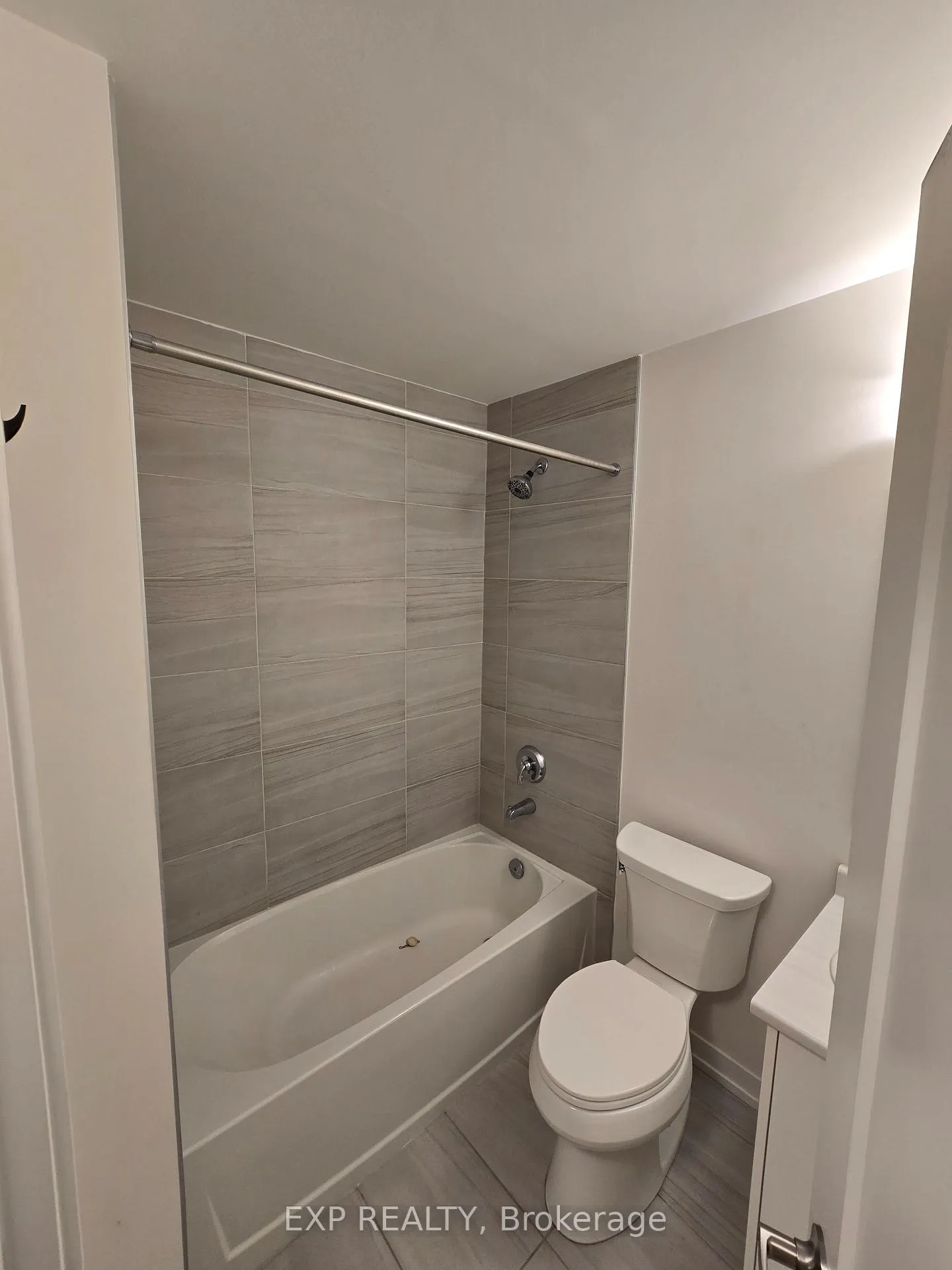 Photo 12 of Unit G6, 20 Palace Street, Kitchener — HOMEH