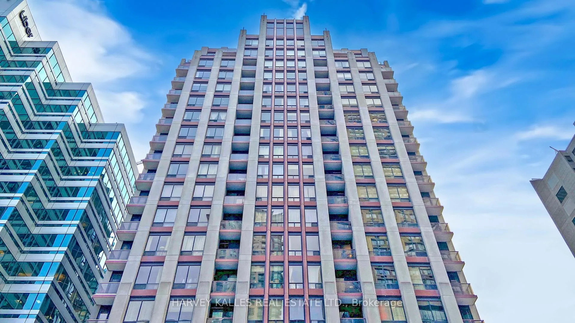 Photo 3 of Unit 903, 85 Bloor Street E, Toronto, Church-Yonge Corridor — HOMEH
