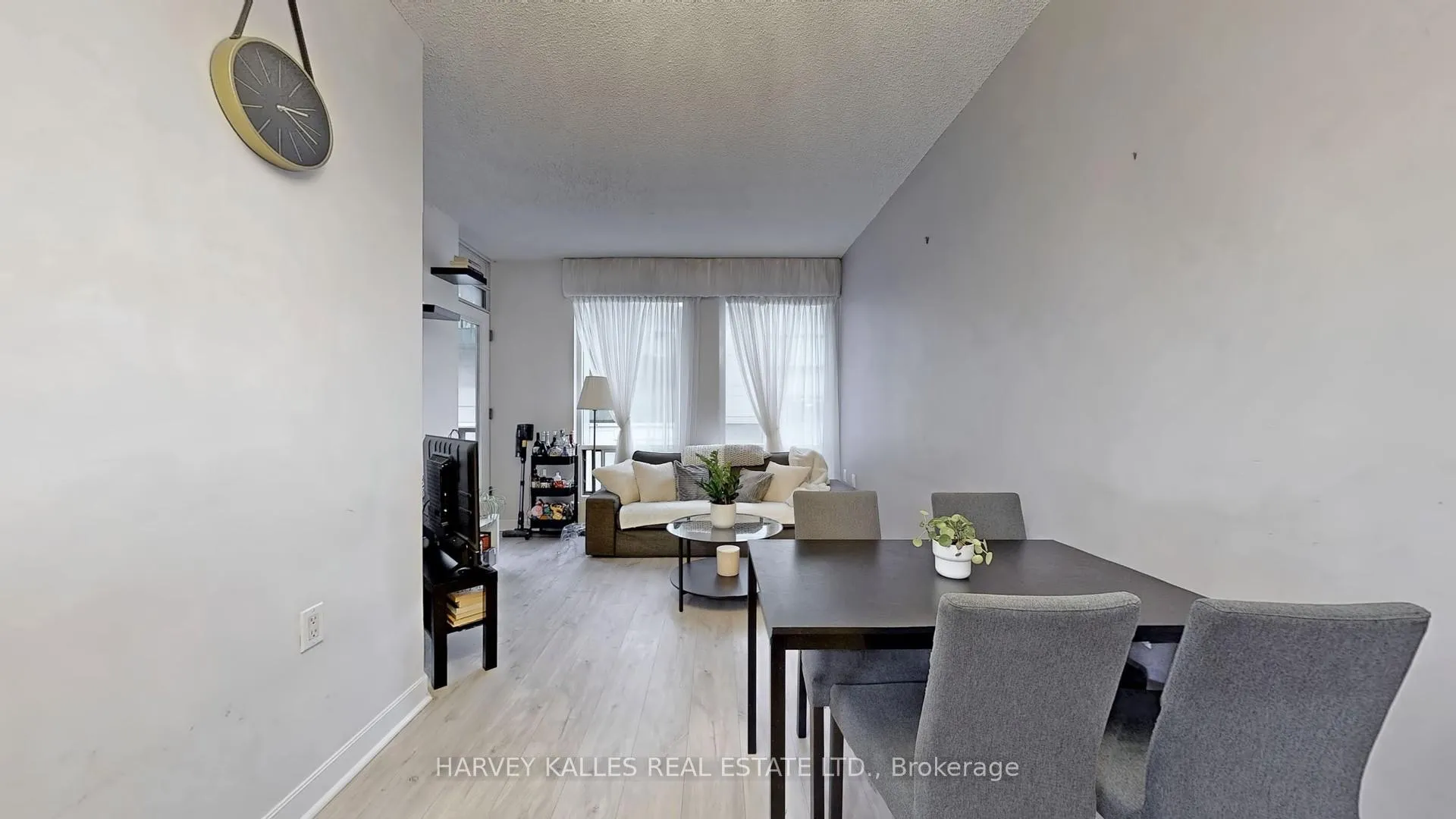 Photo 16 of Unit 903, 85 Bloor Street E, Toronto, Church-Yonge Corridor — HOMEH