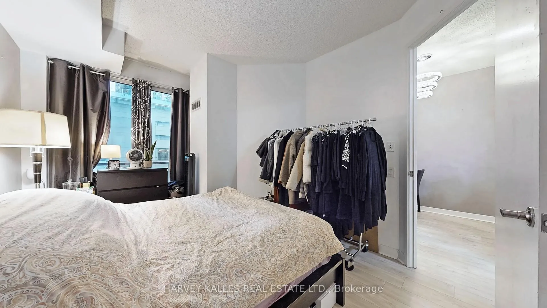 Photo 22 of Unit 903, 85 Bloor Street E, Toronto, Church-Yonge Corridor — HOMEH