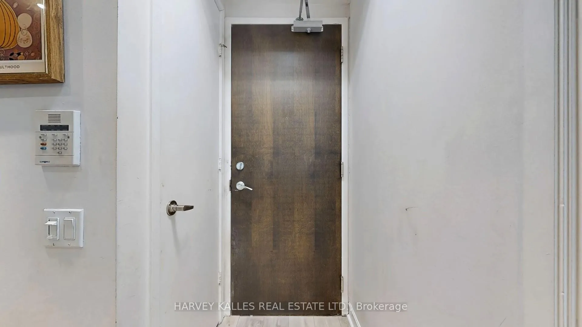 Photo 25 of Unit 903, 85 Bloor Street E, Toronto, Church-Yonge Corridor — HOMEH