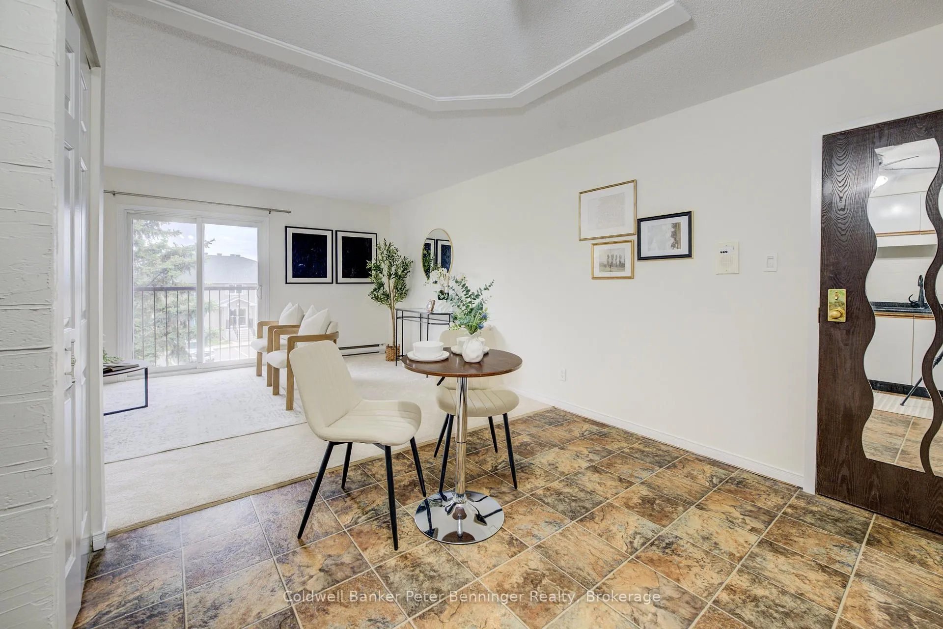 Photo 12 of Unit unit 9, 331 Northlake Drive, Waterloo — HOMEH