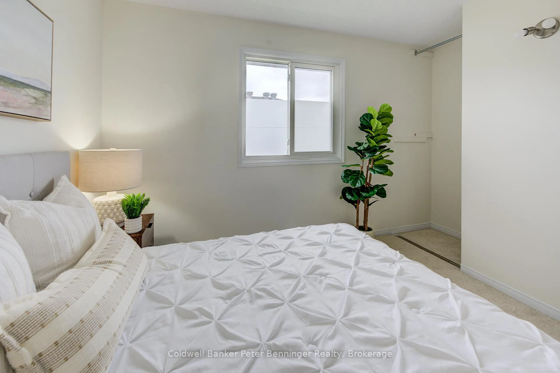 Photo 21 of Unit unit 9, 331 Northlake Drive, Waterloo — HOMEH