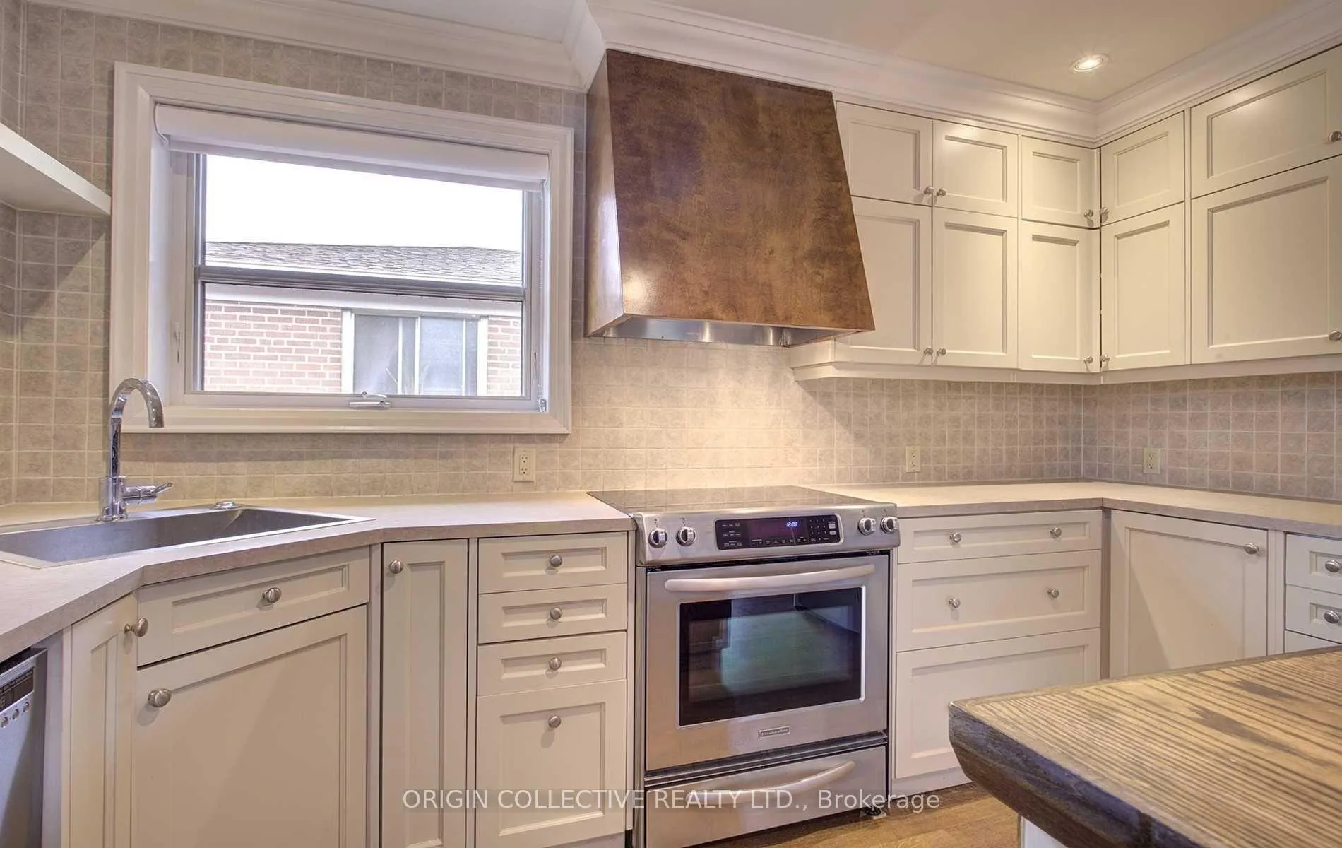 Photo 5 of Unit 2, 97 Runnymede Road, Toronto, High Park-Swansea — HOMEH