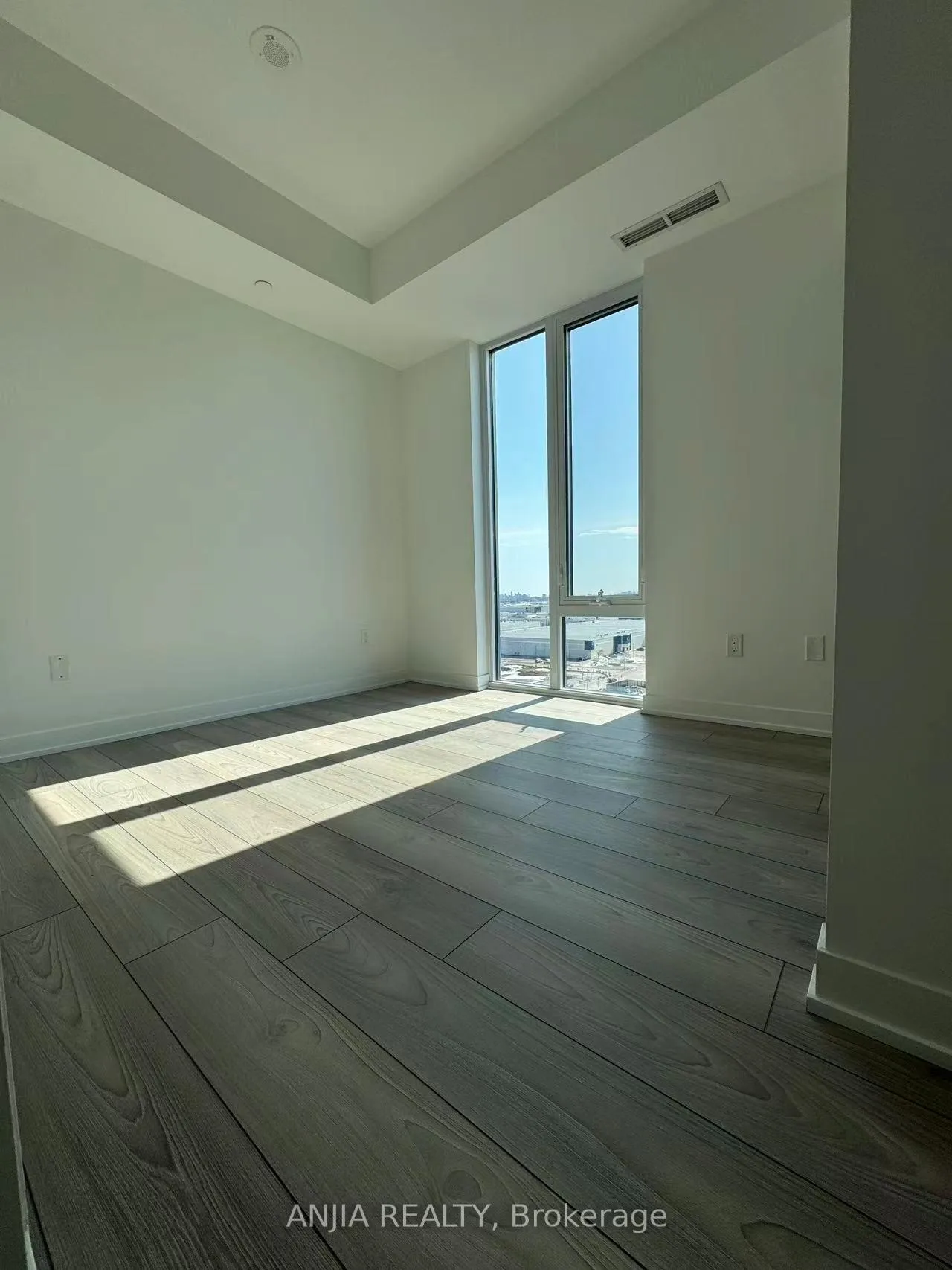 Photo 12 of Unit 1020, 10 Abeja Street, Vaughan, Concord — HOMEH
