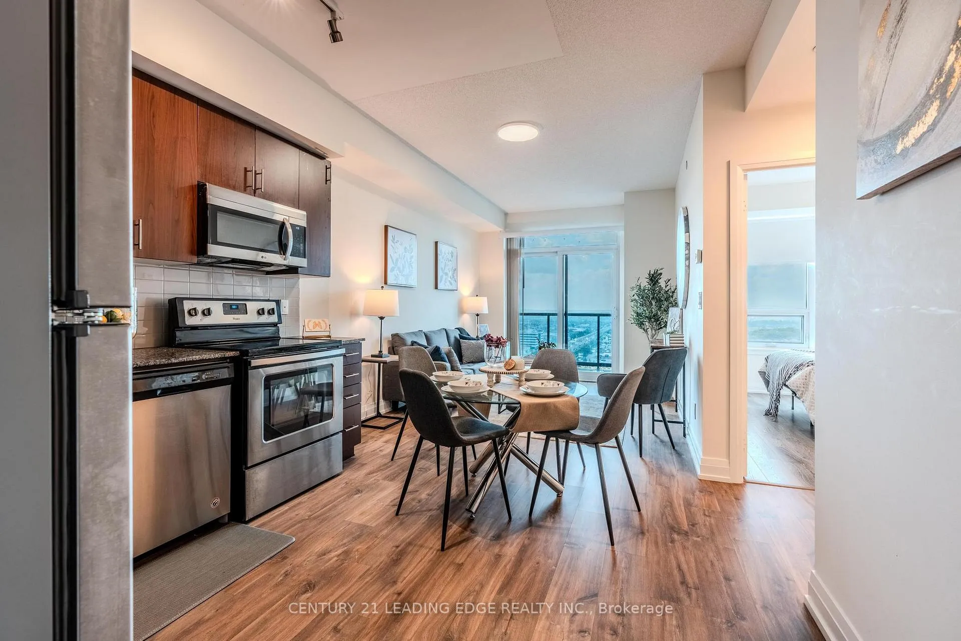 Photo 9 of Unit 1807, 3700 Highway 7, Vaughan, Vaughan Corporate Centre — HOMEH