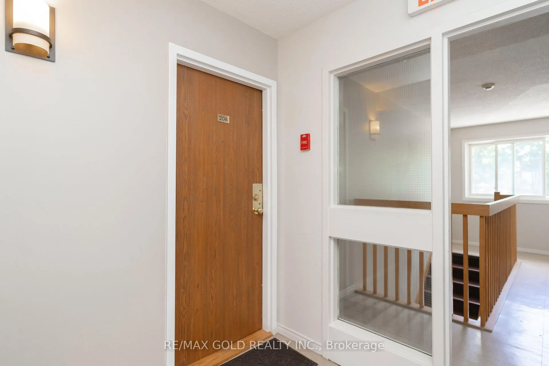 Photo 6 of Unit 208, 266 Overlea Drive, Kitchener — HOMEH
