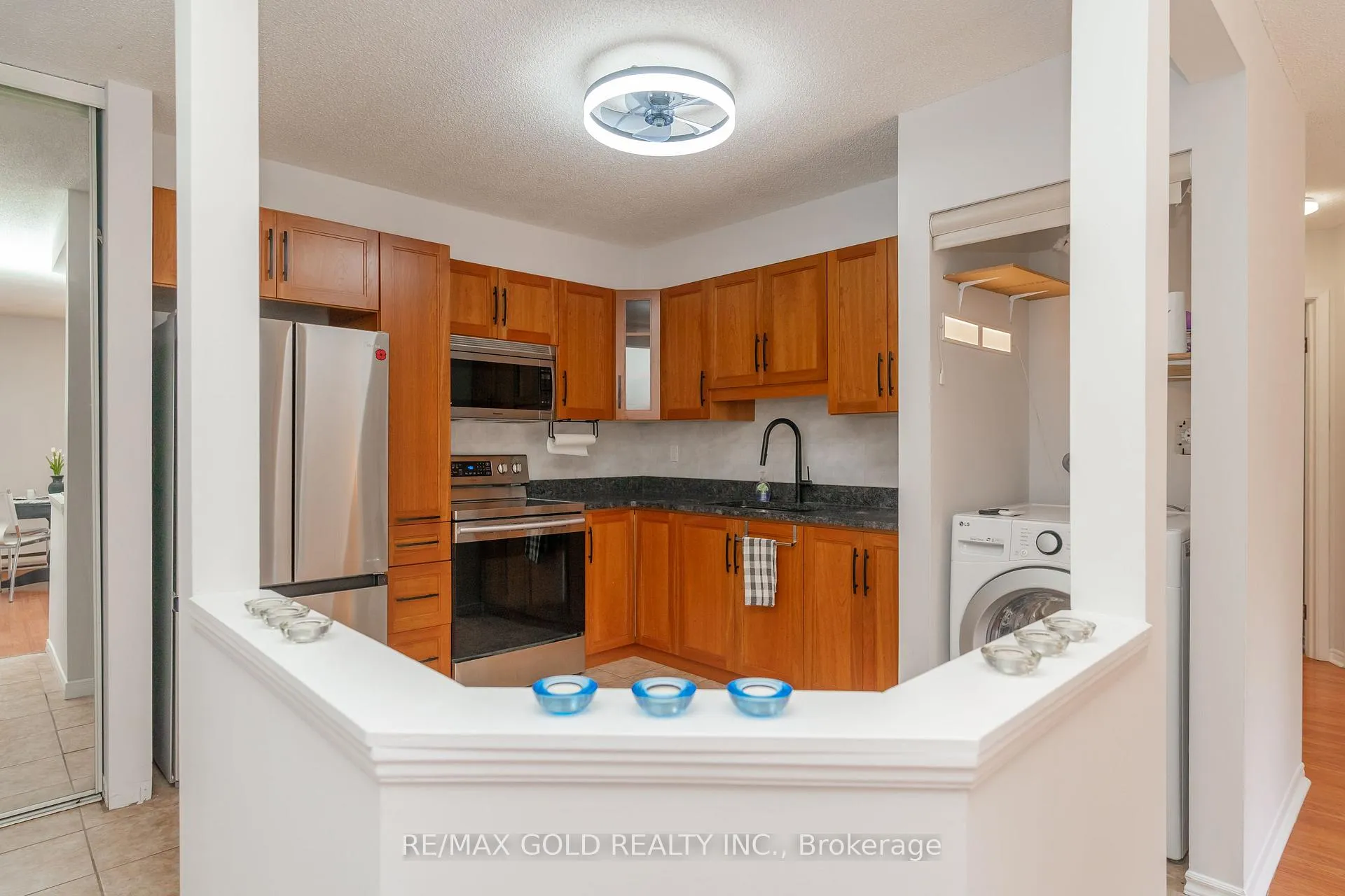 Photo 15 of Unit 208, 266 Overlea Drive, Kitchener — HOMEH