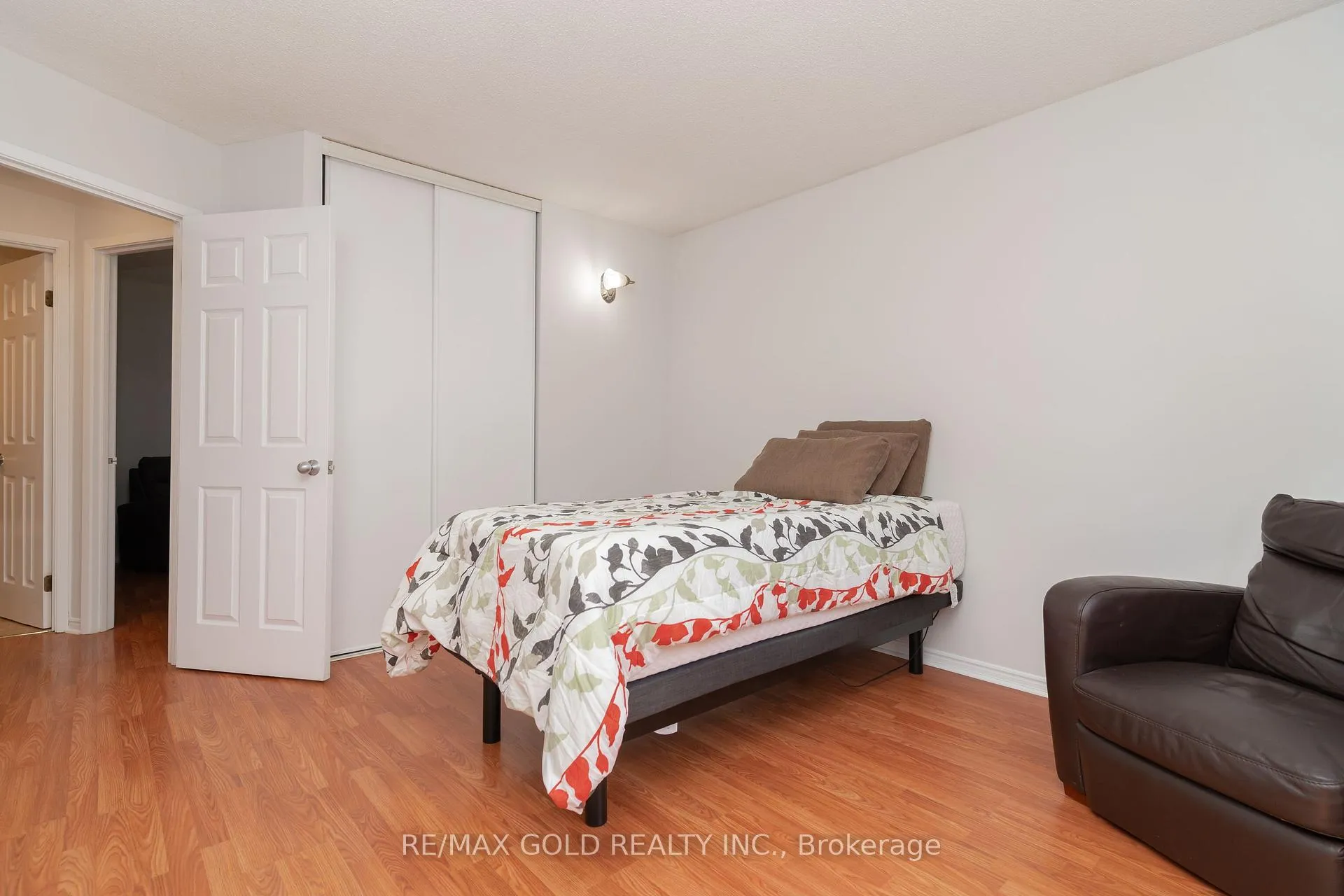 Photo 22 of Unit 208, 266 Overlea Drive, Kitchener — HOMEH