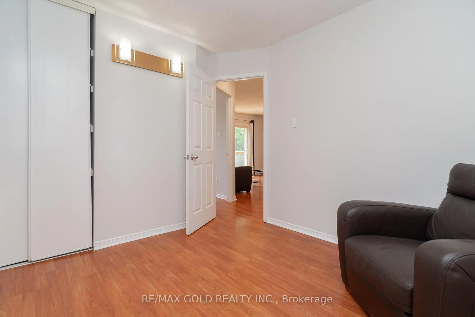 Photo 25 of Unit 208, 266 Overlea Drive, Kitchener — HOMEH