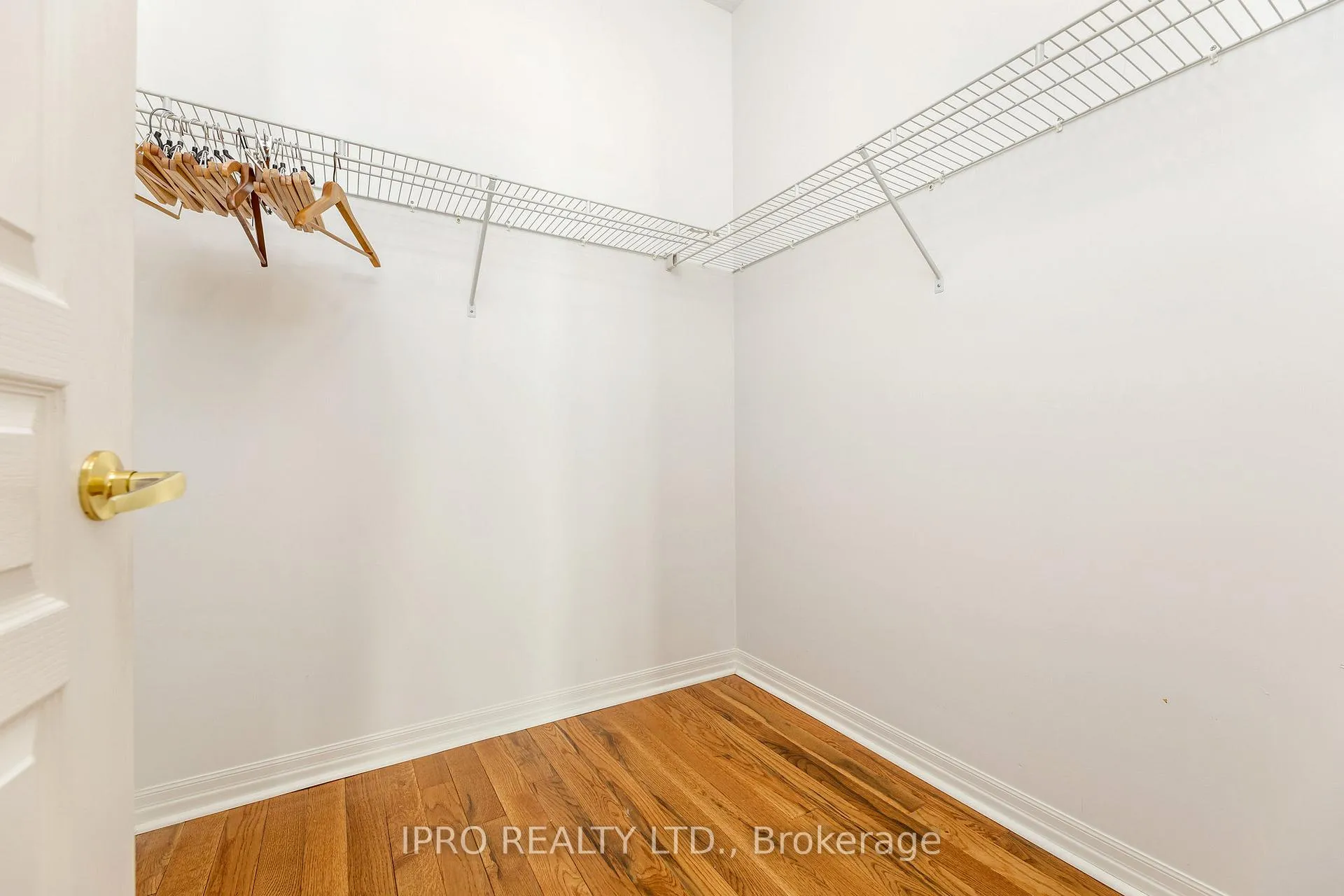 Photo 16 of Unit 18, 165 Chandos Drive, Kitchener — HOMEH