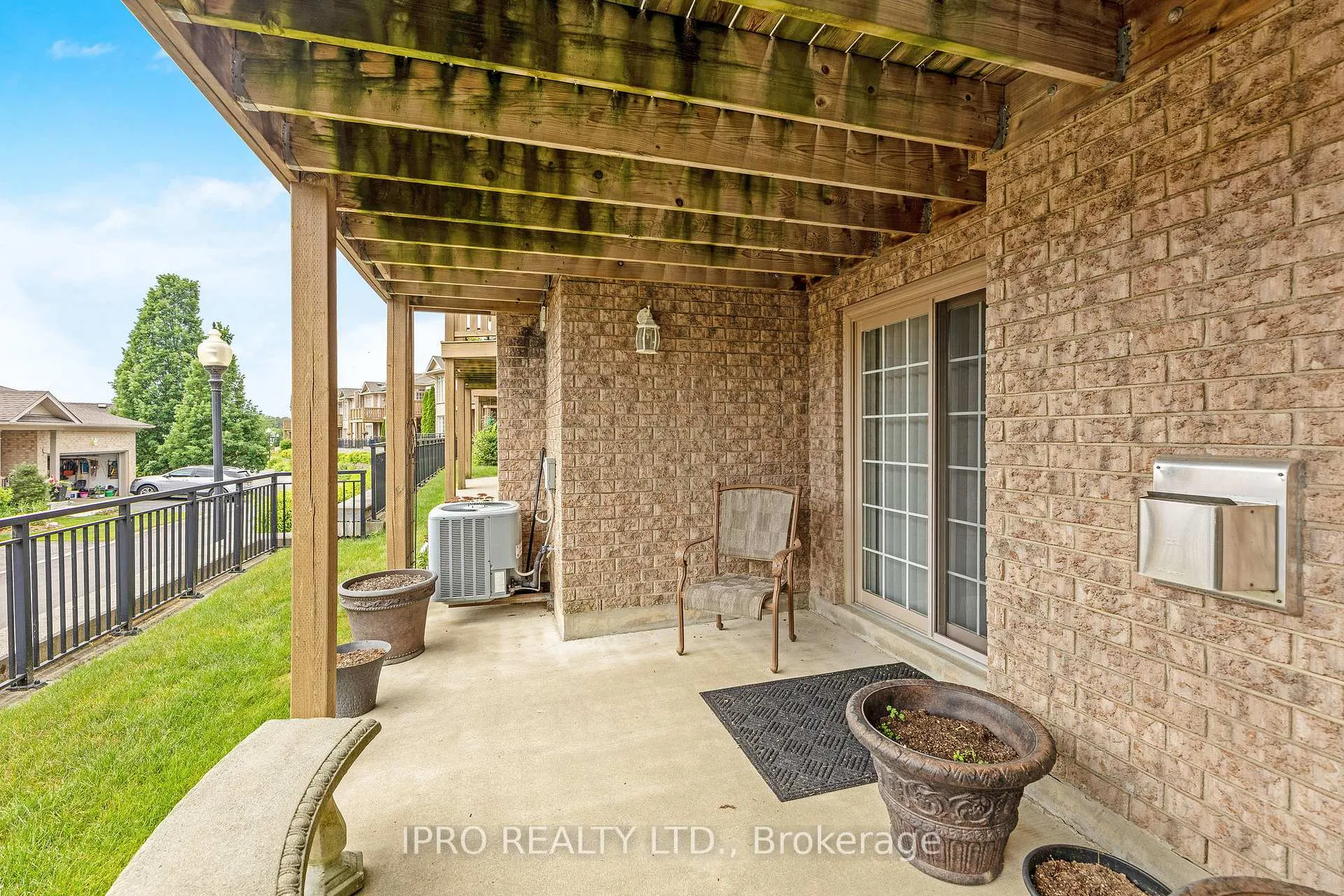 Photo 27 of Unit 18, 165 Chandos Drive, Kitchener — HOMEH