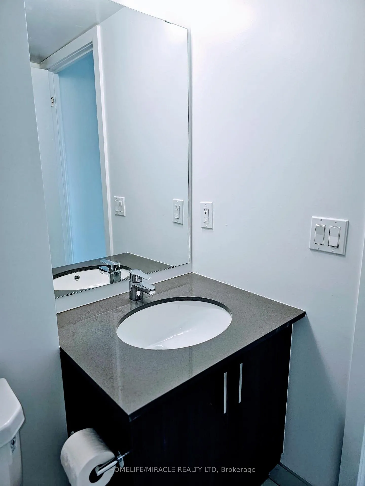 Photo 14 of Unit 903, 1435 Celebration Drive, Pickering, Bay Ridges — HOMEH