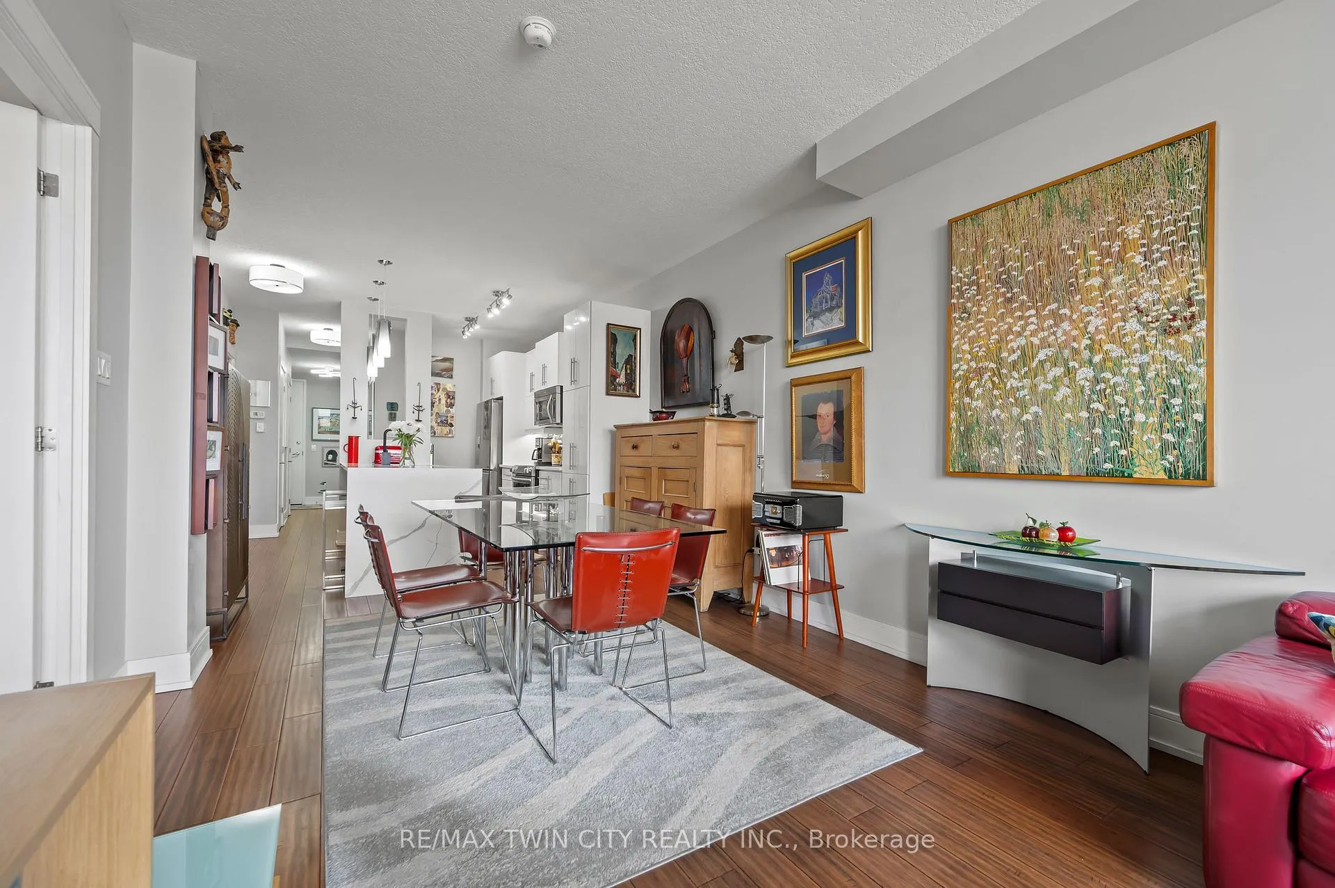 Photo 14 of Unit 612, 112 Benton Street, Kitchener — HOMEH